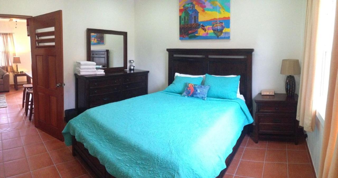 Pura Vida Inn Caye Caulker Dış mekan fotoğraf