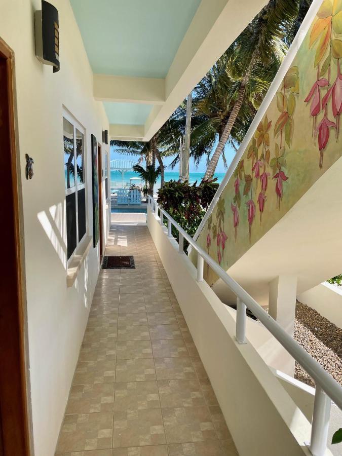 Pura Vida Inn Caye Caulker Dış mekan fotoğraf